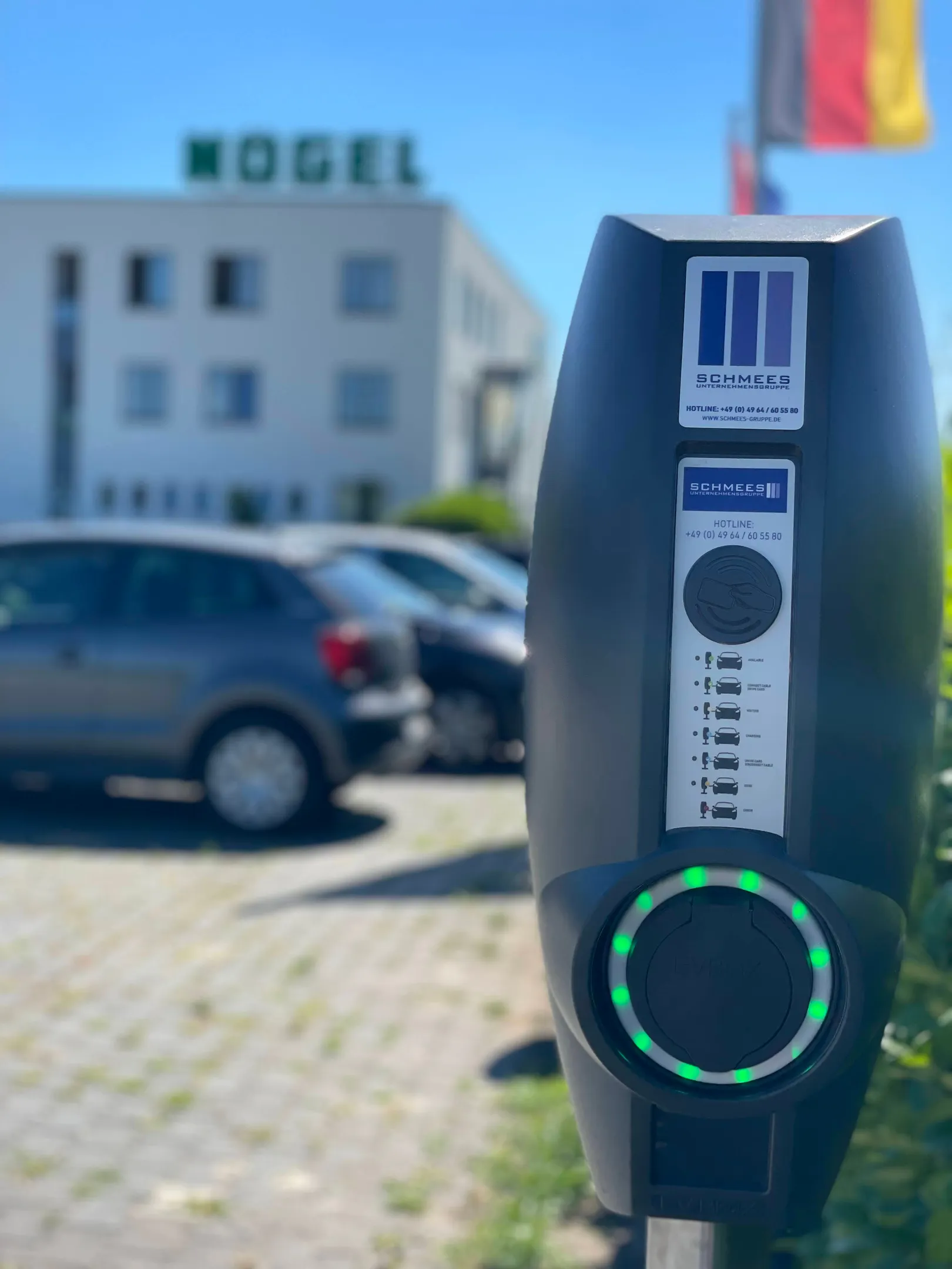 84 Mal um die Welt: Wie Nögel Montagetechnik Elektromobilität im Alltag mit Backcharge lebt