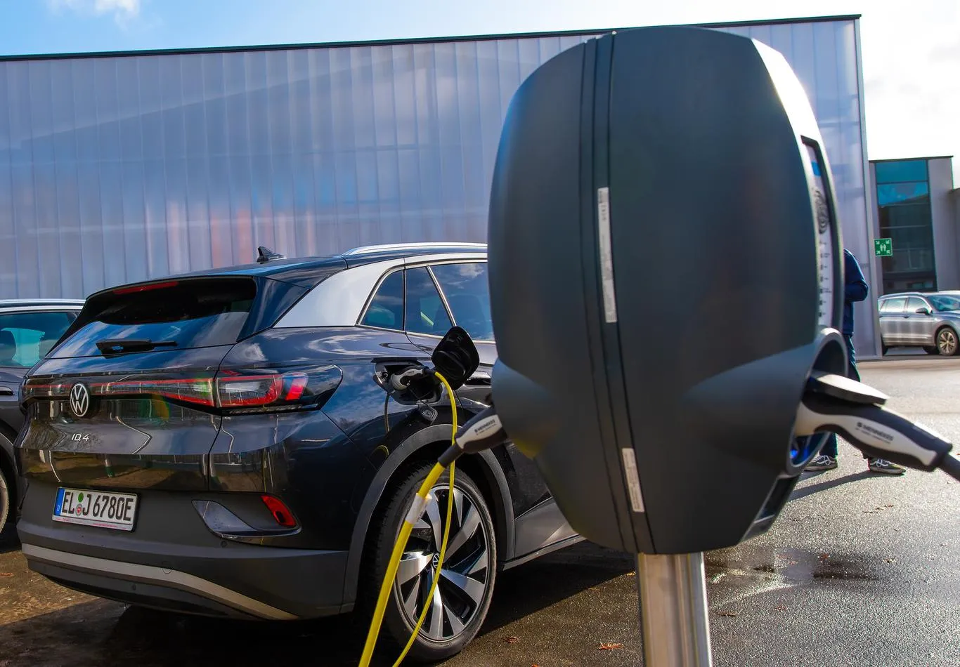 Schmees und EVBox verbinden Hardware und Service. Eine langjährige Partnerschaft